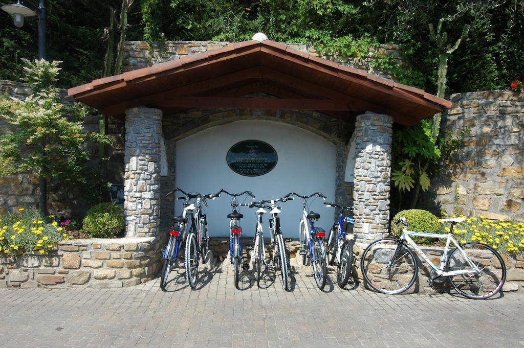 Camping Edy Diano Marina Zewnętrze zdjęcie