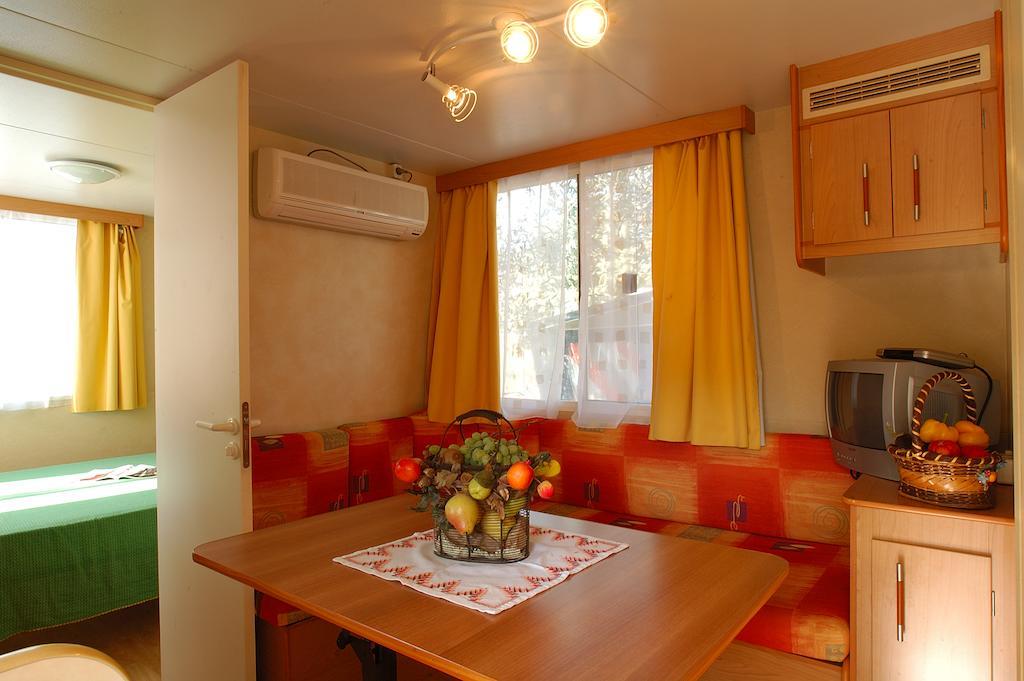 Camping Edy Diano Marina Pokój zdjęcie